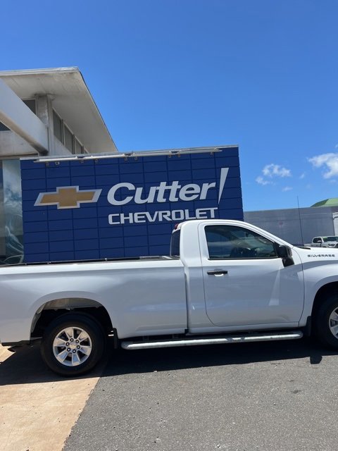 2024 Chevrolet Silverado 1500 photo 2