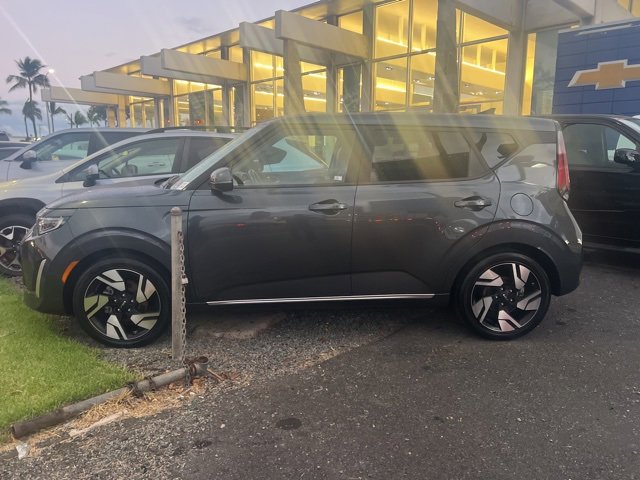 2023 Kia Soul GT-Line photo 2