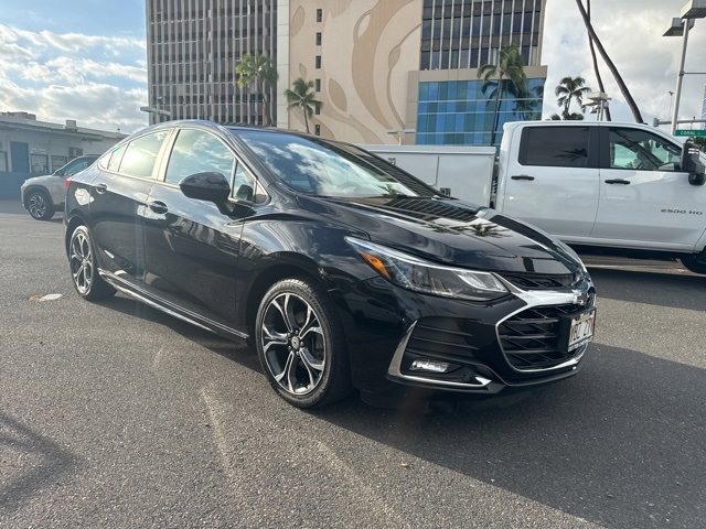 2019 Chevrolet Cruze LT photo 3