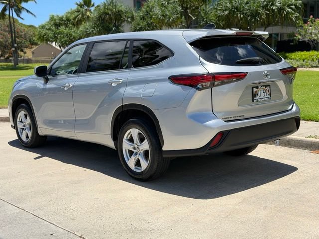 2023 Toyota Highlander L - Photo 7