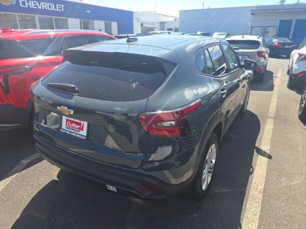 New 2026 Chevrolet Trax LS SUV