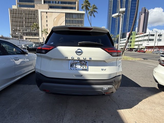 2021 Nissan Rogue SV photo 4