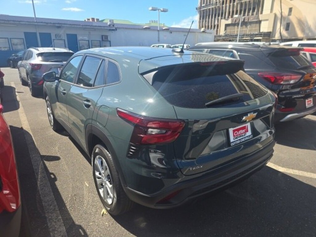 New 2026 Chevrolet Trax LS SUV