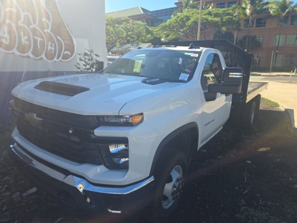 New 2025 Chevrolet Silverado 3500 HD Chassis Cab Work Truck Truck