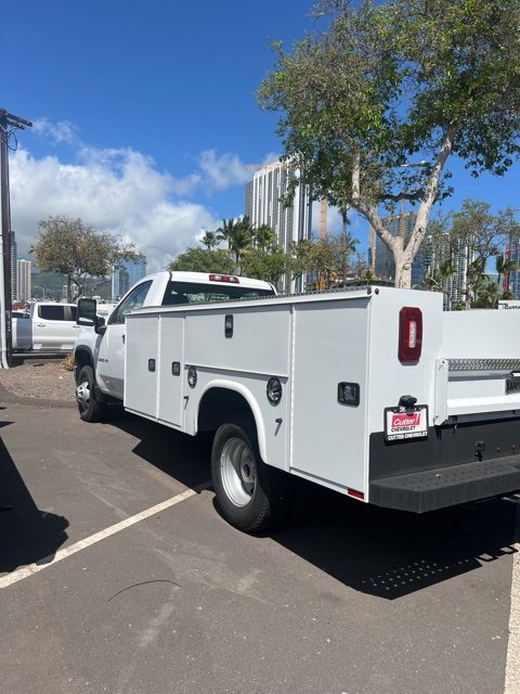 2023 Chevrolet Silverado 3500HD Work Truck photo 3