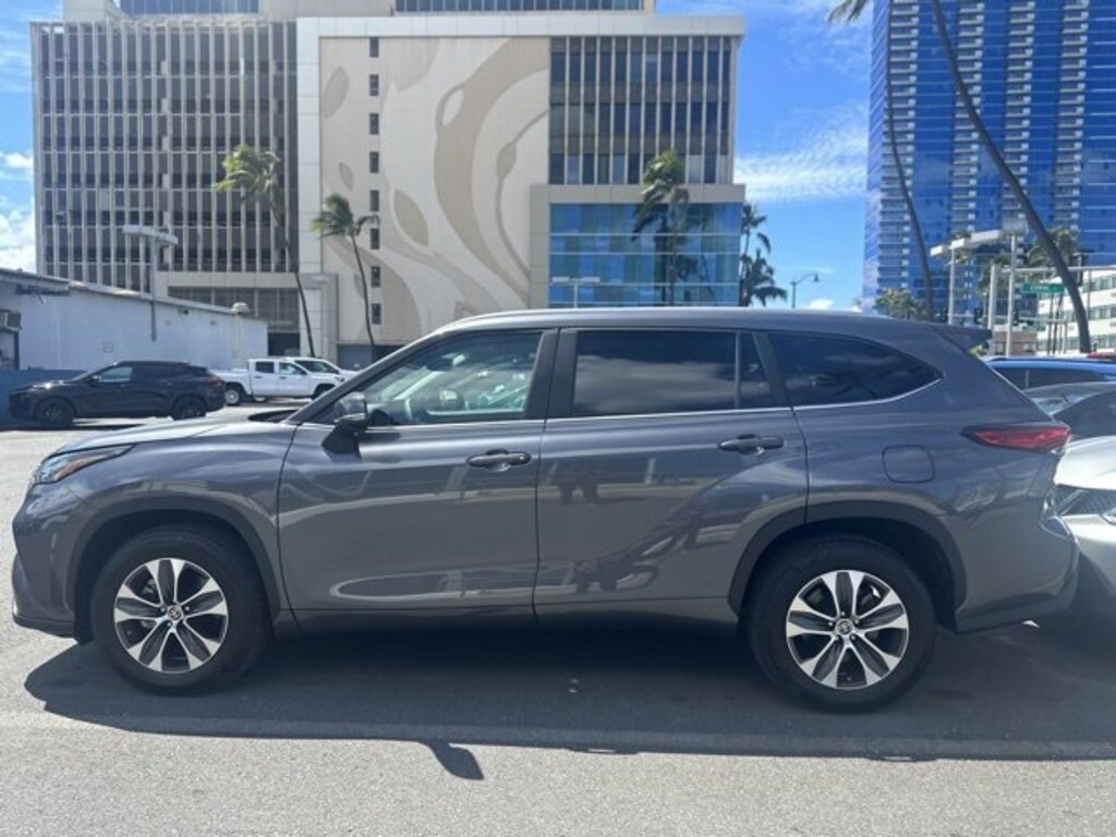 Used 2023 Toyota Highlander For Sale at Cutter Ford VIN