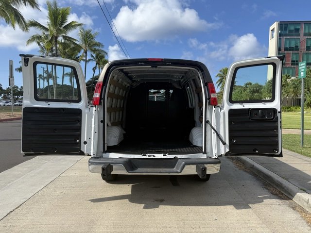 2023 Chevrolet Express Cargo 2500 Van photo 4