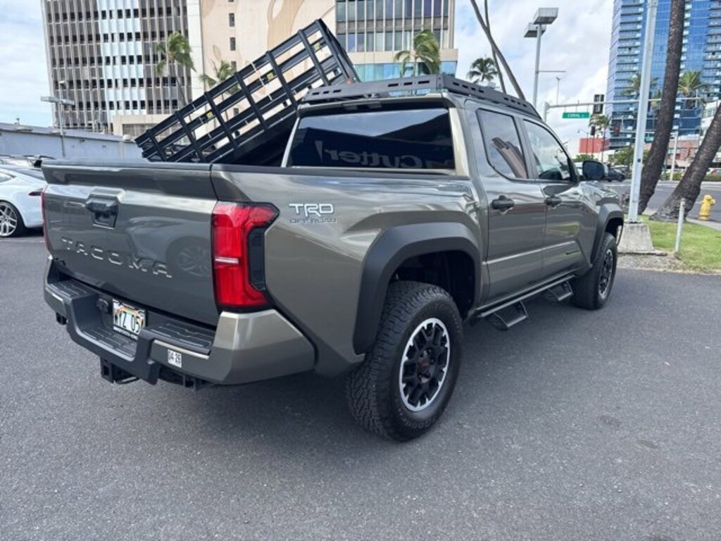 Used 2024 Toyota Tacoma 4WD SR5