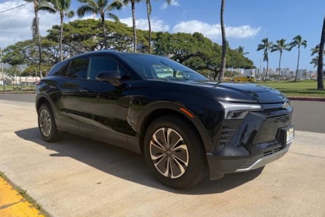 Used 2024 Chevrolet Blazer EV LT with VIN 3GNKDBRJ3RS263889 for sale in Honolulu, HI