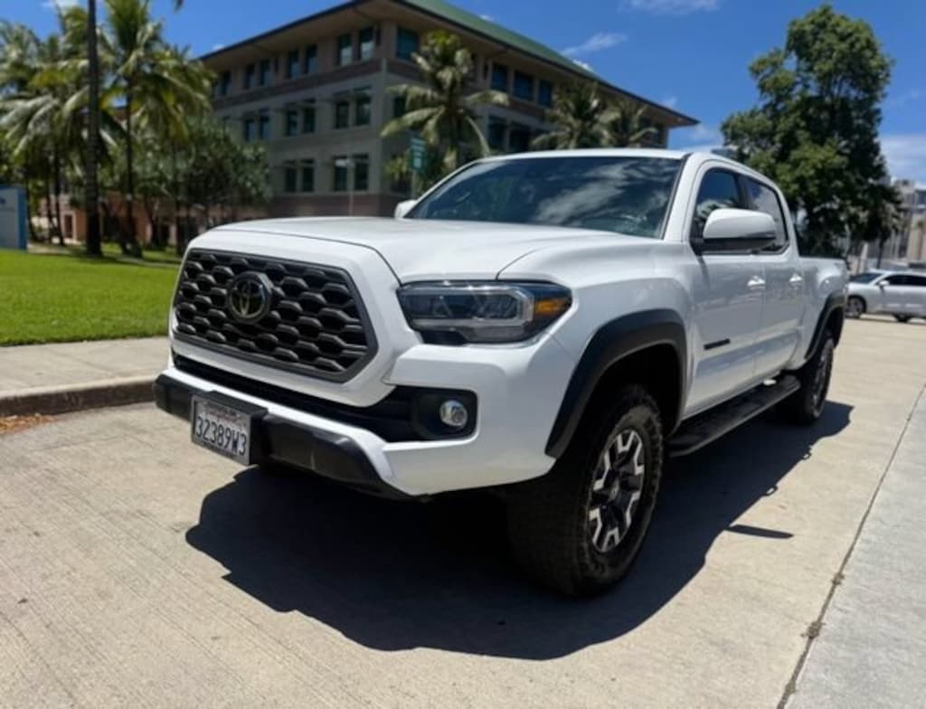 Used 2023 Toyota Tacoma 4WD SR5
