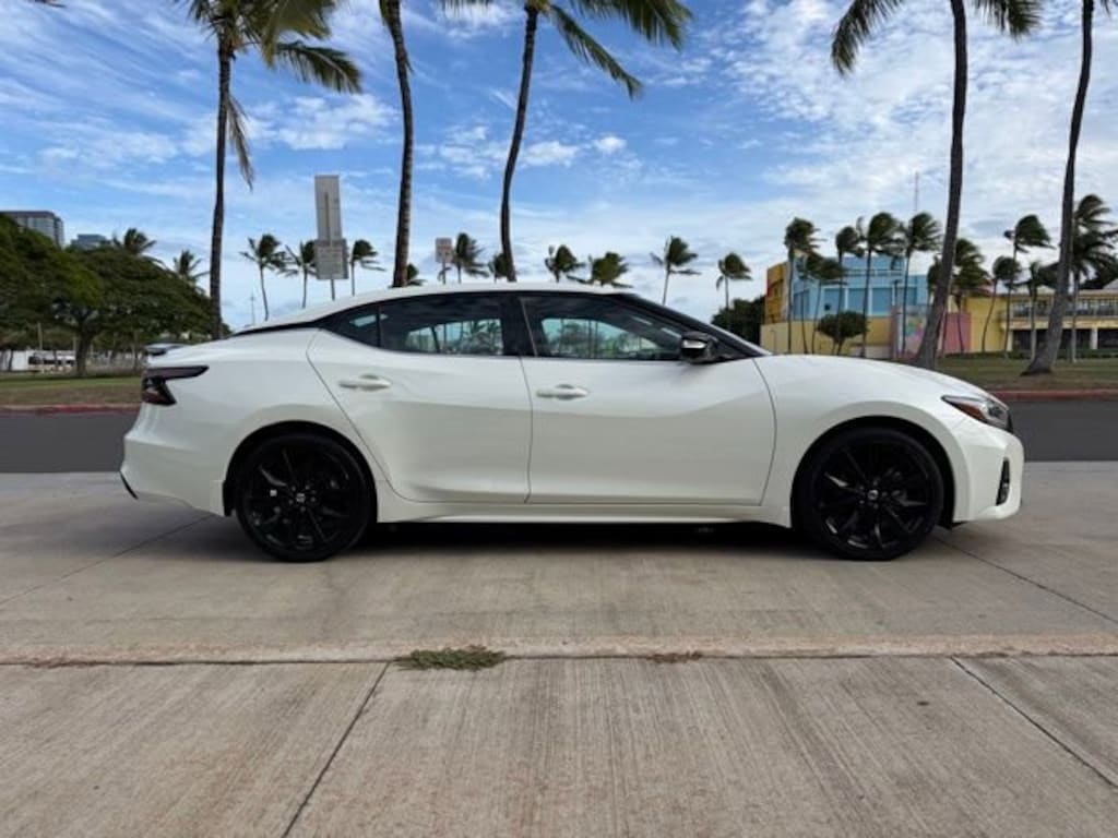 Used 2022 Nissan Maxima SR