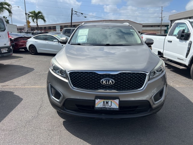 Used 2017 Kia Sorento LX with VIN 5XYPGDA36HG283469 for sale in Aiea, HI