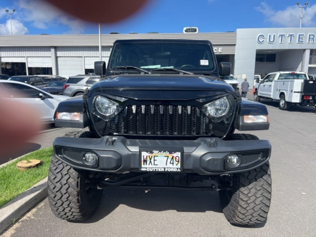 Used 2020 Jeep Gladiator Sport Truck