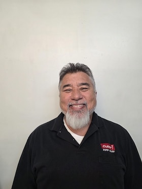 Staff member Tommy Mattos from c71135cc2435