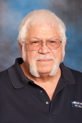 Staff member Bill Lindsey from d09af0151077