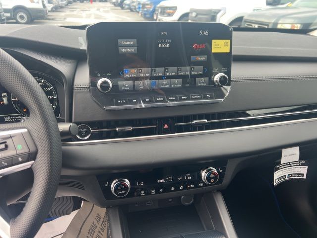 2025 Mitsubishi Outlander Plug-in Hybrid SE - Photo 10