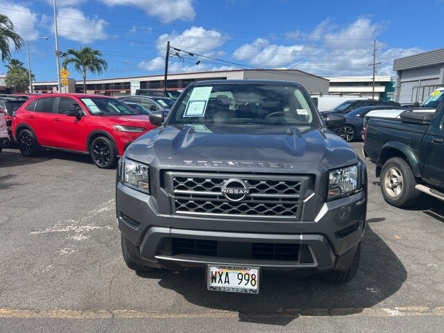 2023 Nissan Frontier SV photo 2