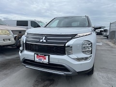 2026 Mitsubishi Outlander SE SUV