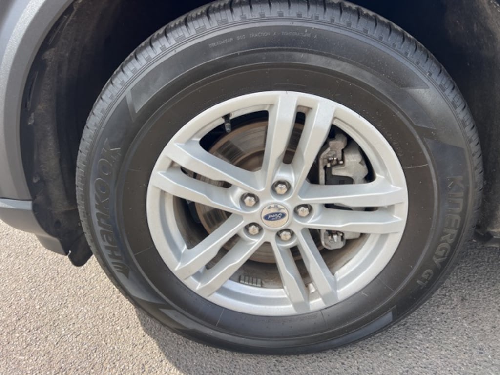 Used 2024 Ford Explorer XLT SUV