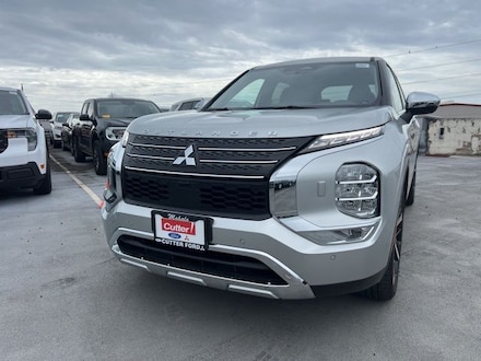 2025 Mitsubishi Outlander Phev SE SUV