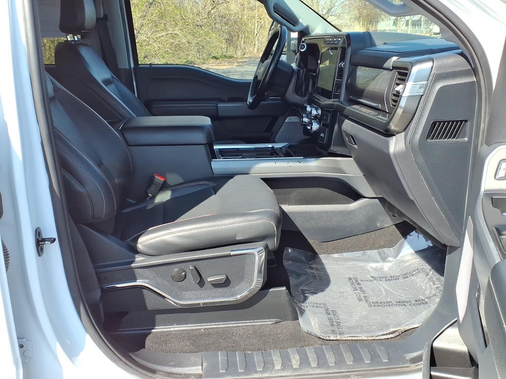Certified 2023 Ford F-250 Super Duty Lariat 4x4 Lariat Crew Cab 6.8 ft. SB Pickup