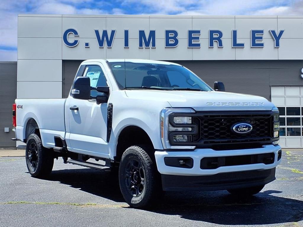 New 2025 Ford F-250 Super Duty XL 4x4 XL Regular Cab 8 ft. LB Pickup