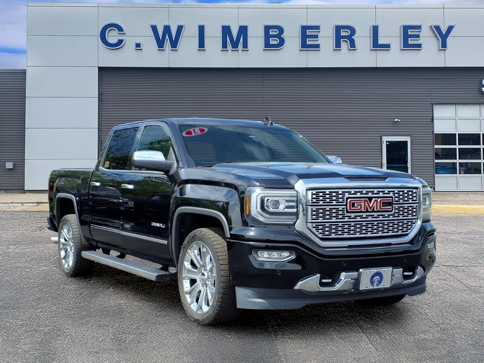 2018 GMC Sierra 4WD Crew Cab Short Box's photo