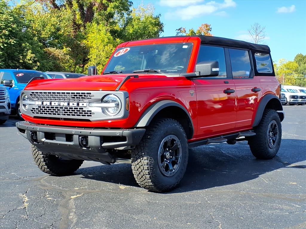2021 Ford Bronco photo 3