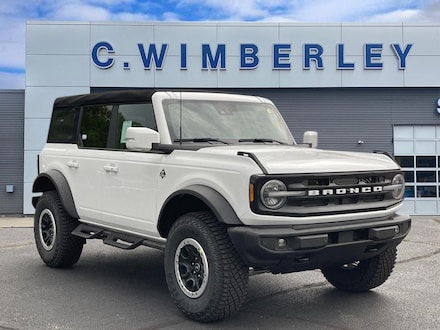2024 Ford Bronco Outer Banks 4x4 Outer Banks  SUV