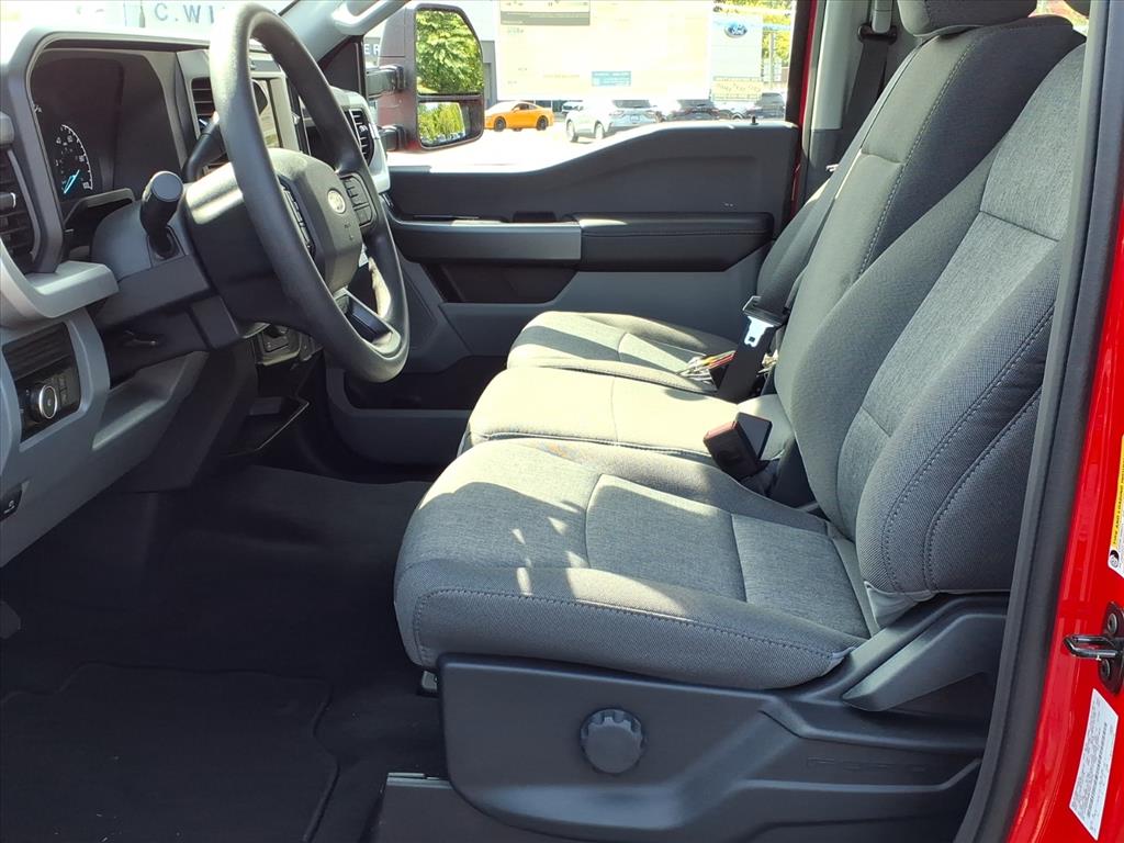 2026 Ford F-250 XL photo 4