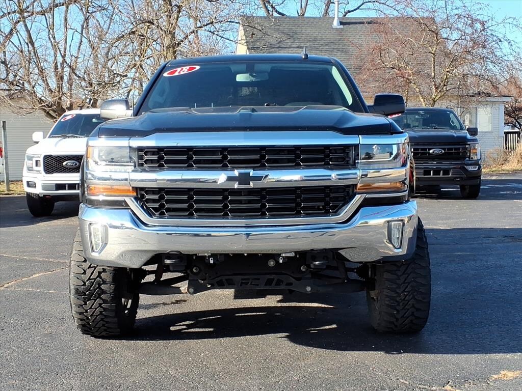 Used 2018 Chevrolet Silverado 1500 LT 4x4 LT Crew Cab 5.8 ft. SB