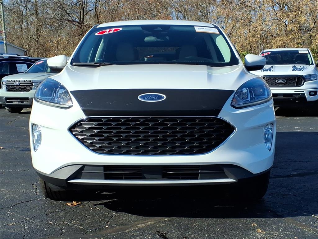 2022 Ford Escape SEL photo 2