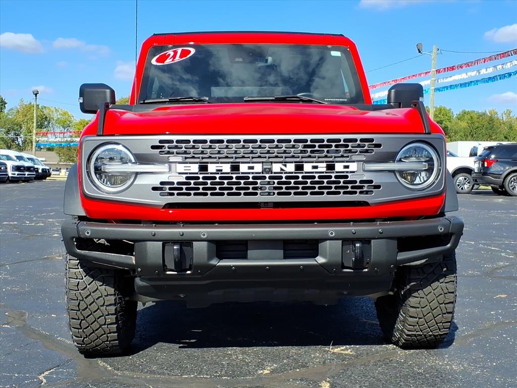 2021 Ford Bronco photo 2