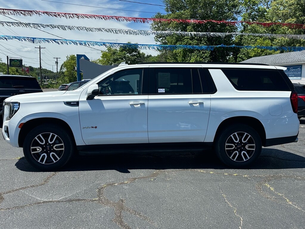 Used 2022 GMC Yukon XL AT4 4x4 AT4 SUV