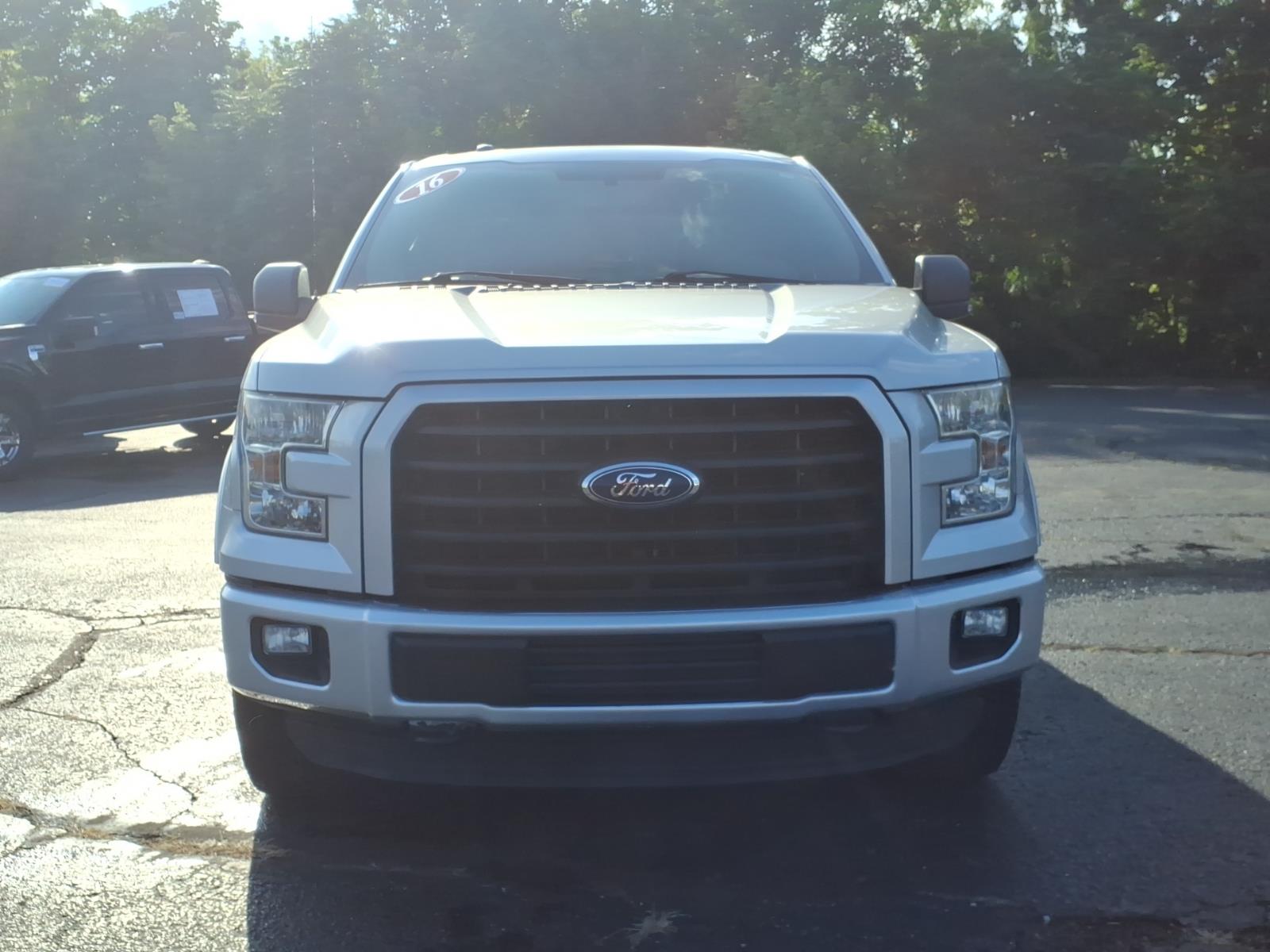Used 2016 Ford F-150 XLT 4x4 XLT SuperCrew 5.5 ft. SB