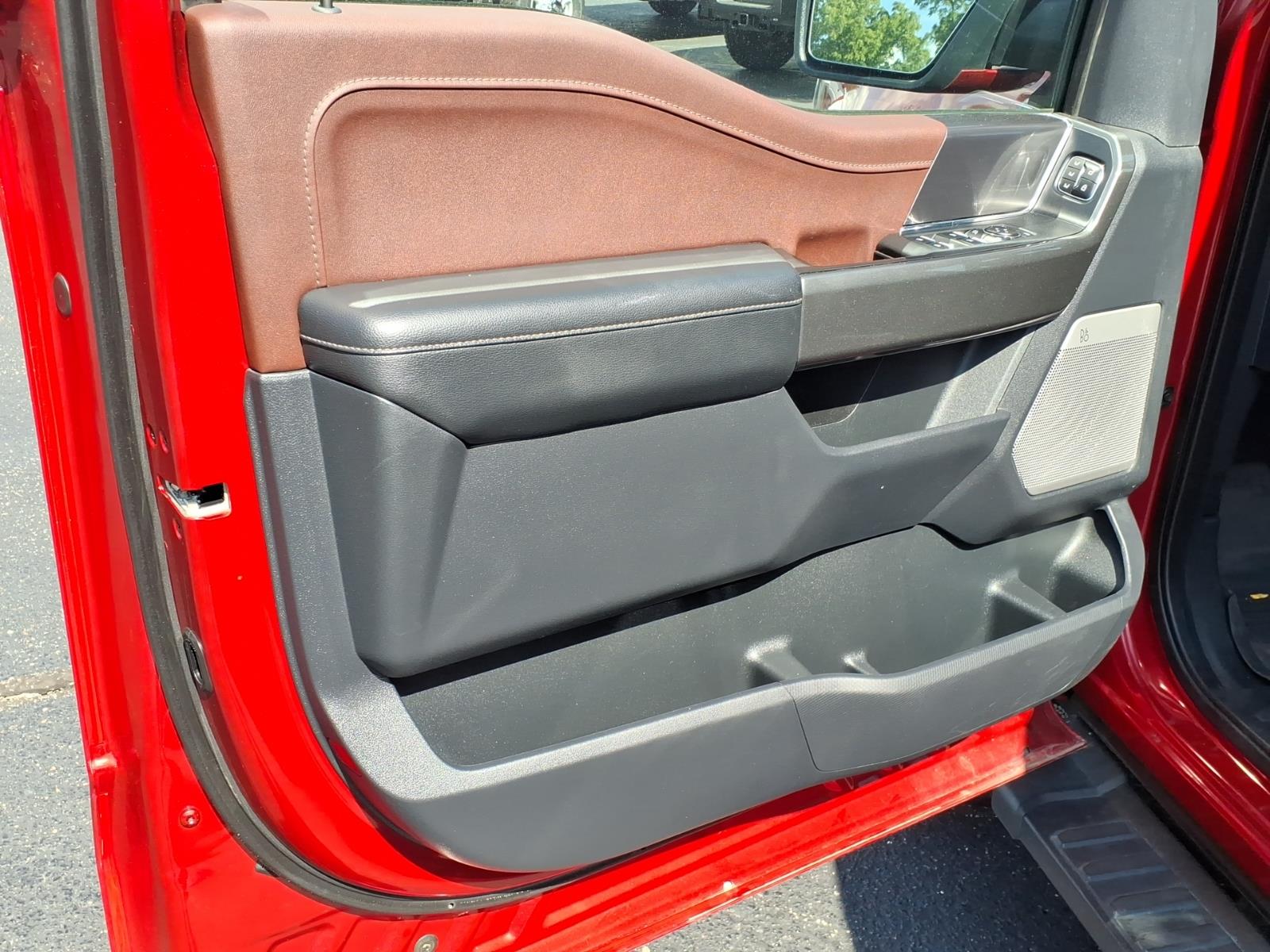 2023 Ford F-150 Lariat - Photo 11