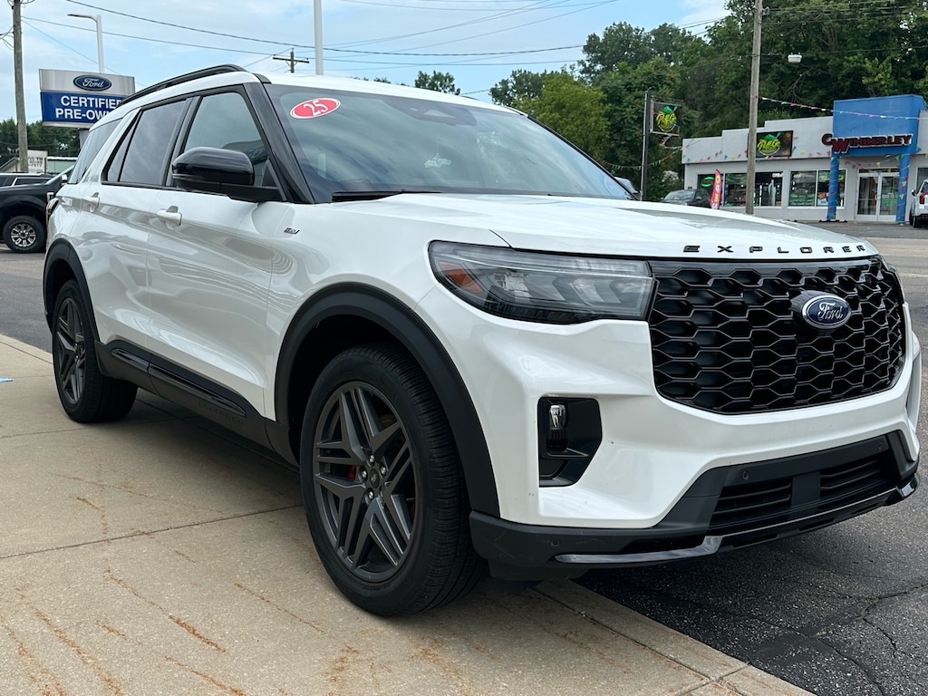 Used 2025 Ford Explorer ST-Line AWD ST-Line SUV