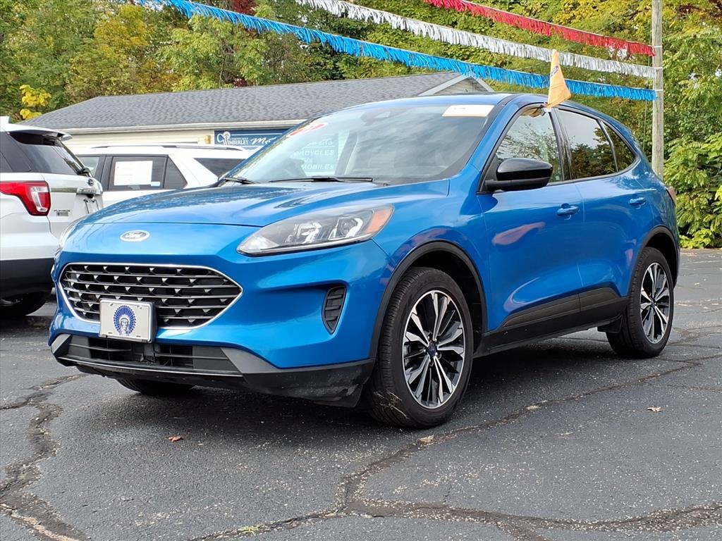 2021 Ford Escape SE photo 2