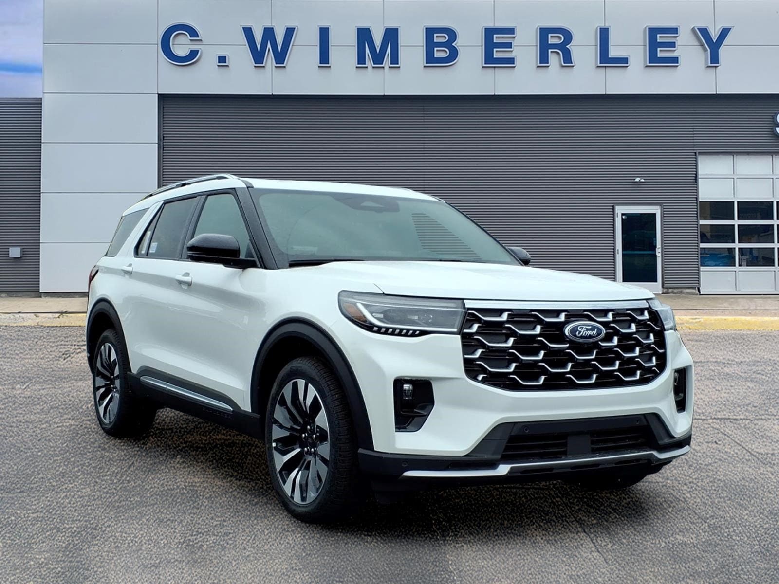 2026 Ford Explorer Platinum 4WD's photo