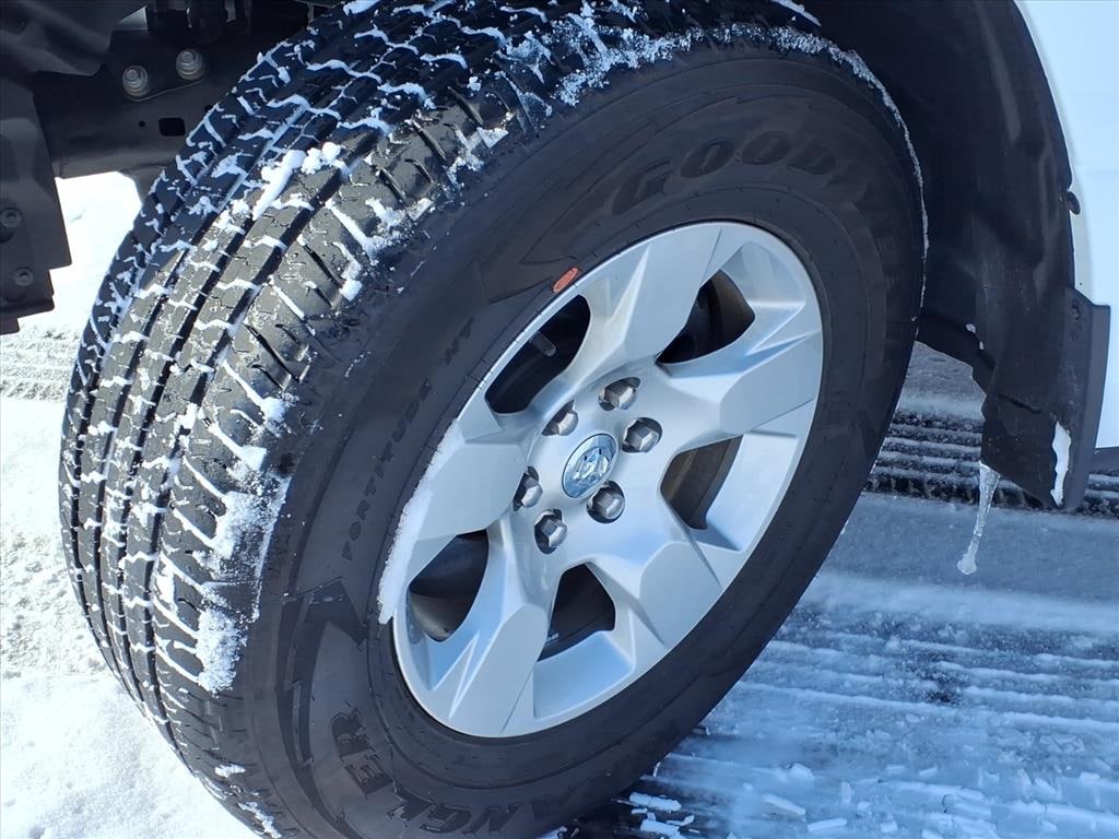 Used 2024 Ram 1500 Big Horn 4x4 Big Horn Quad Cab 6.4 ft. SB Pickup