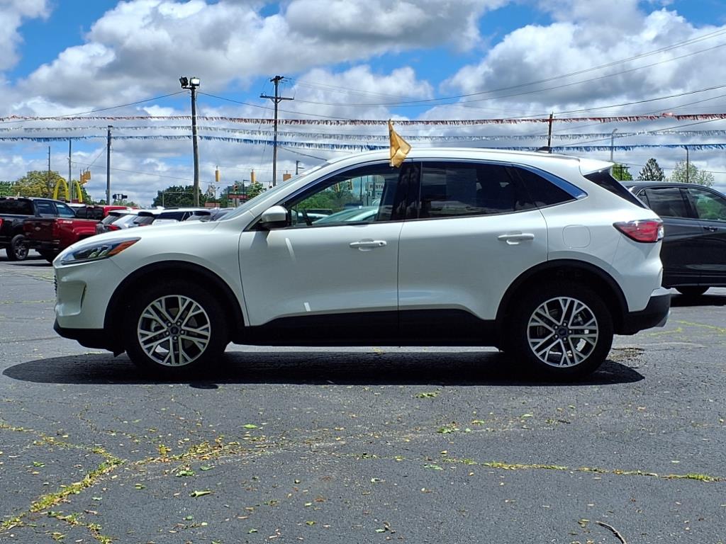 2022 Ford Escape SEL photo 4