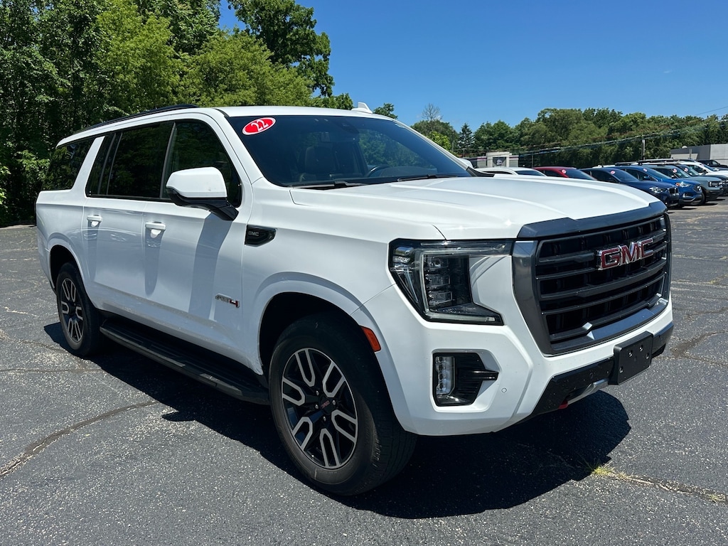 Used 2022 GMC Yukon XL AT4 4x4 AT4 SUV