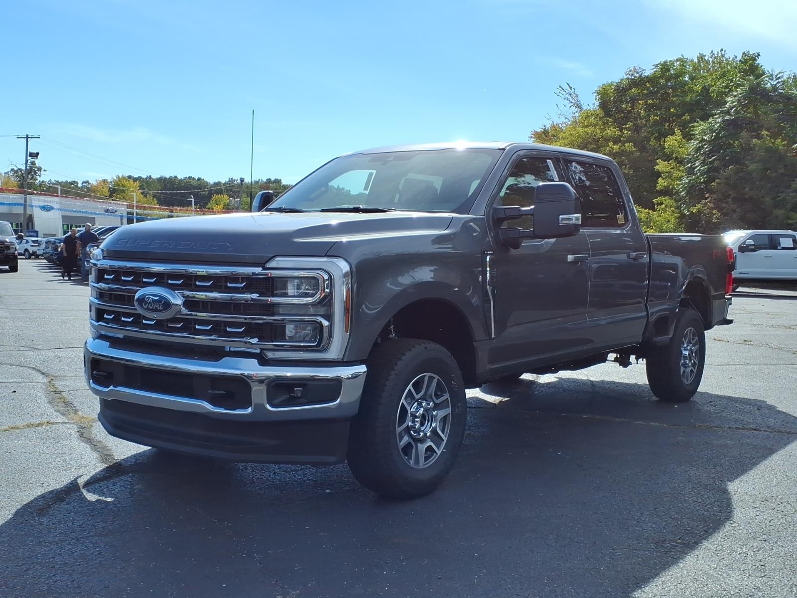 New 2026 Ford F-250 Super Duty Lariat 4x4 Lariat Crew Cab 6.8 ft. SB Pickup