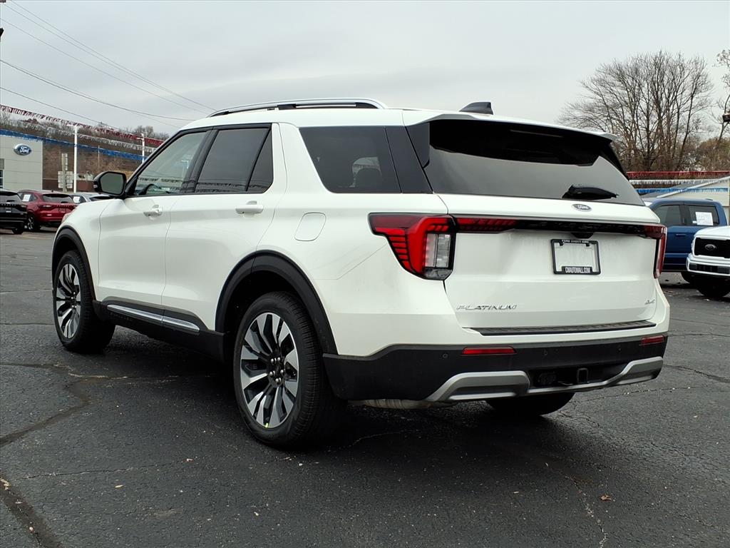 2026 Ford Explorer Platinum photo 4