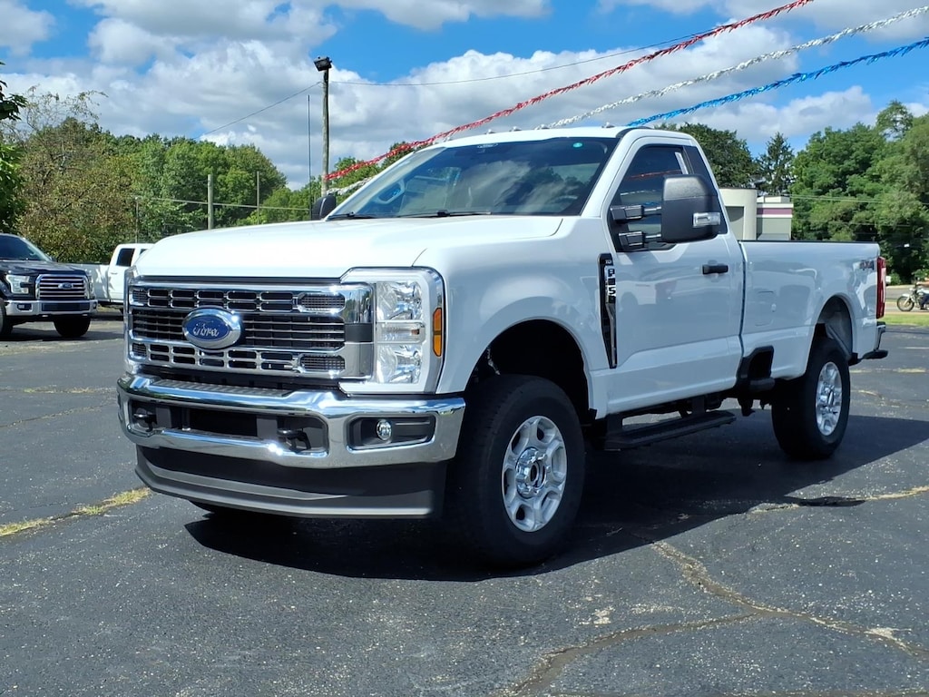 New 2026 Ford F-250 Super Duty XLT 4x4 XLT Regular Cab 8 ft. LB Pickup