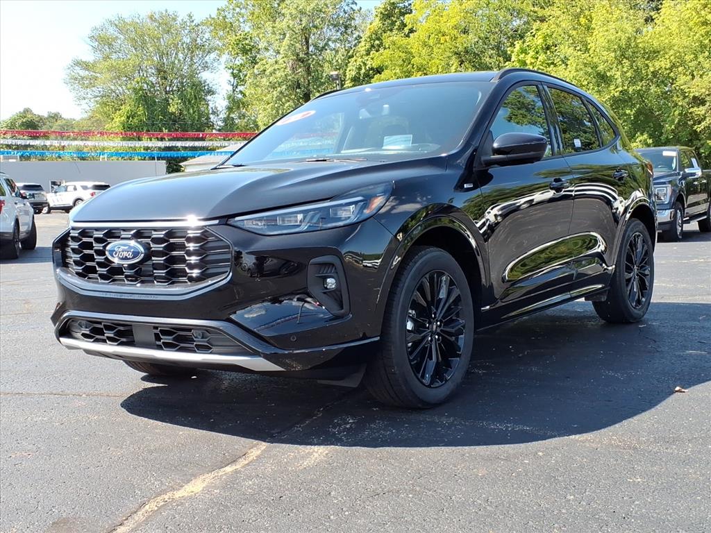 2025 Ford Escape ST-Line Elite photo 3