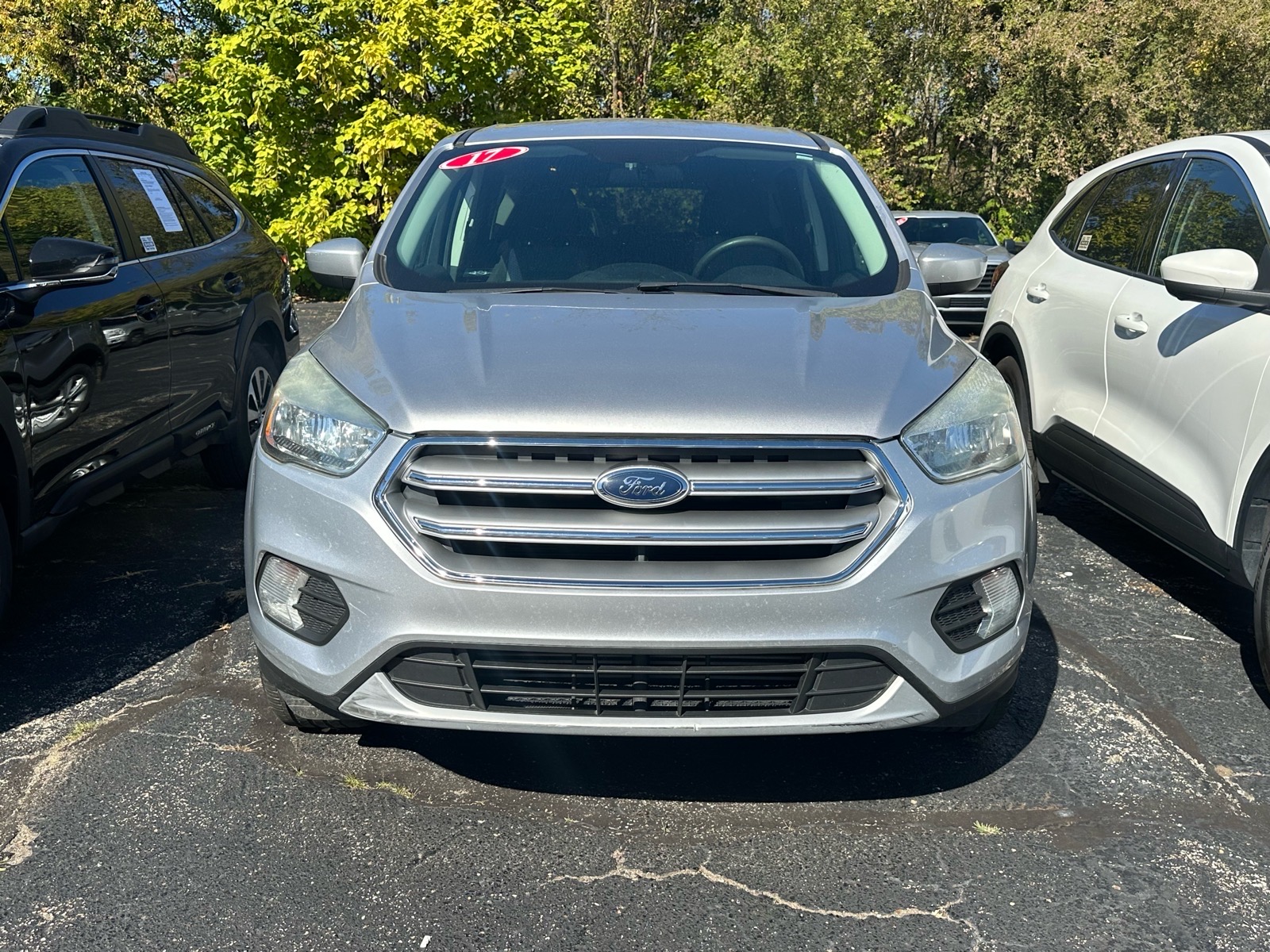 Used 2017 Ford Escape SE with VIN 1FMCU9G96HUA38374 for sale in Dowagiac, MI
