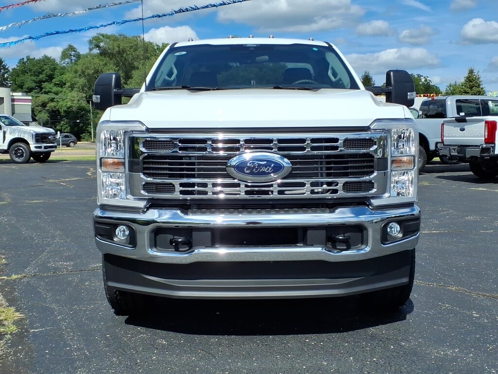 New 2026 Ford F-250 Super Duty XLT 4x4 XLT Regular Cab 8 ft. LB Pickup