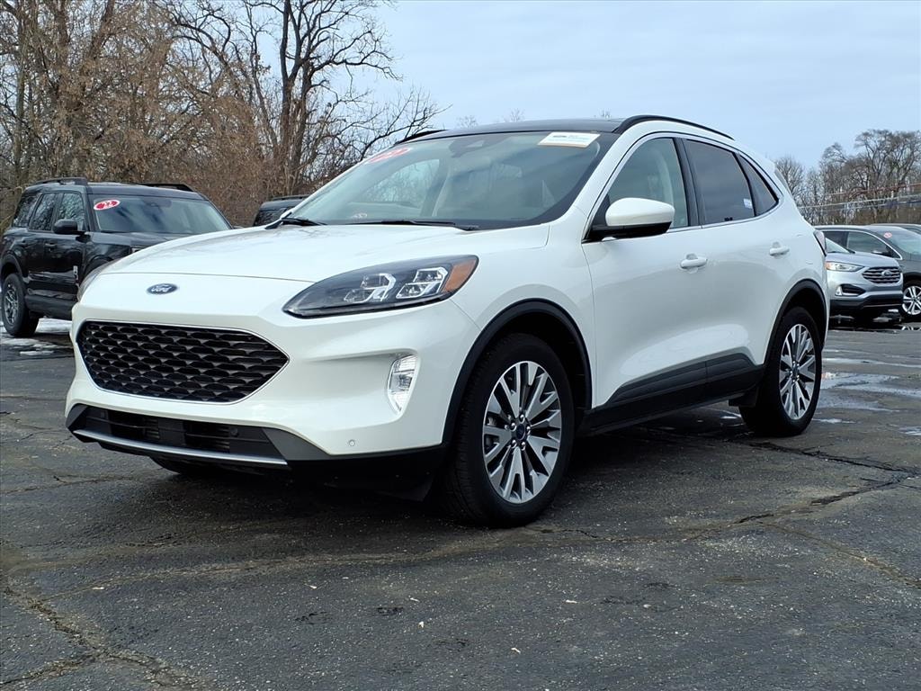 Certified 2022 Ford Escape Titanium AWD Titanium SUV