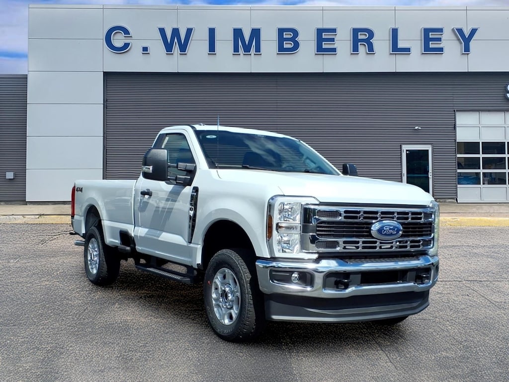 New 2026 Ford F-250 Super Duty XLT 4x4 XLT Regular Cab 8 ft. LB Pickup